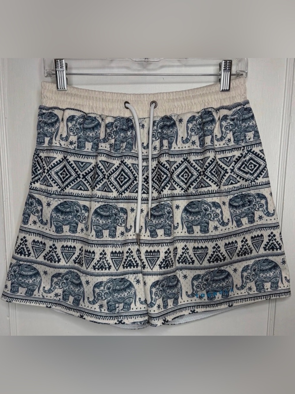 YoungLA After Party Mesh Shorts Mens M Blue White Tribal Elephants Athletic Gym